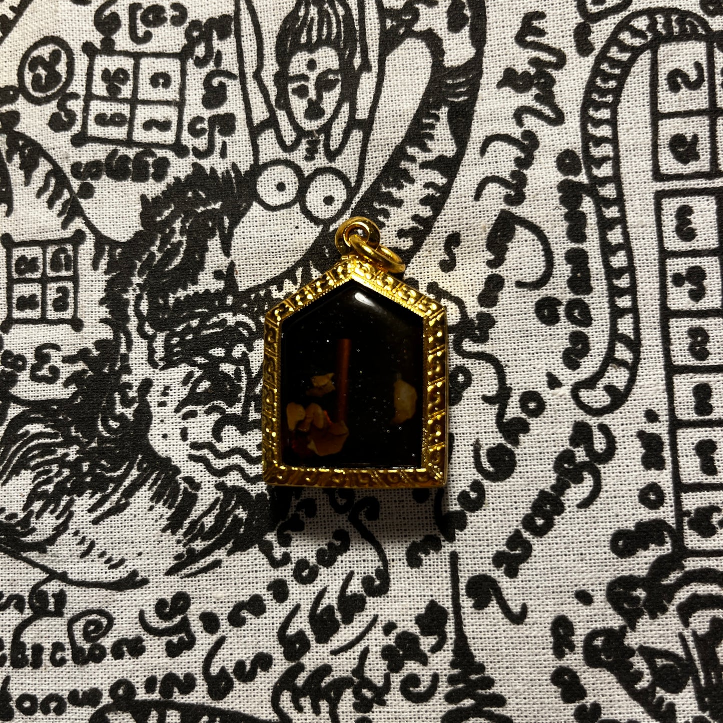 阿赞奥 · 香魅之母