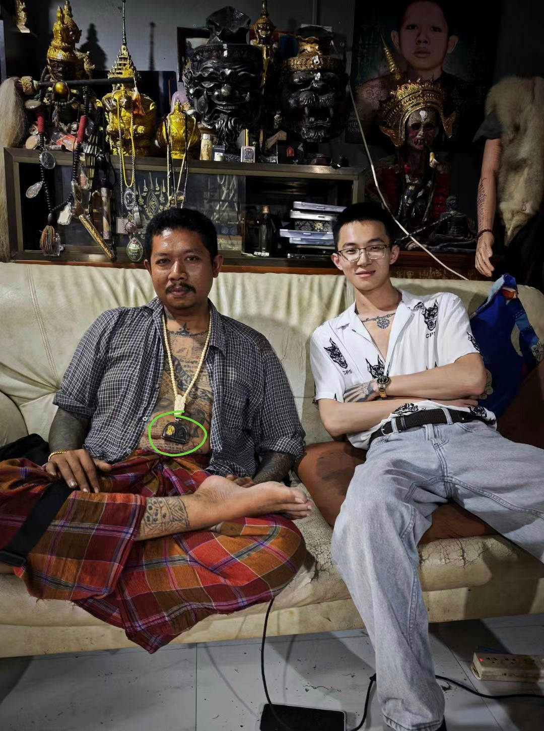 阿赞舍(虎) · 坤平65·黑巫王坤平抱妻套装