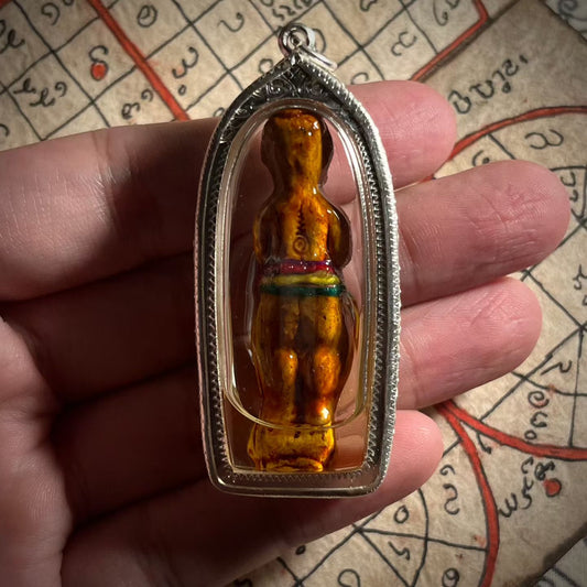 阿赞Nok · 金面古曼(佩戴形)