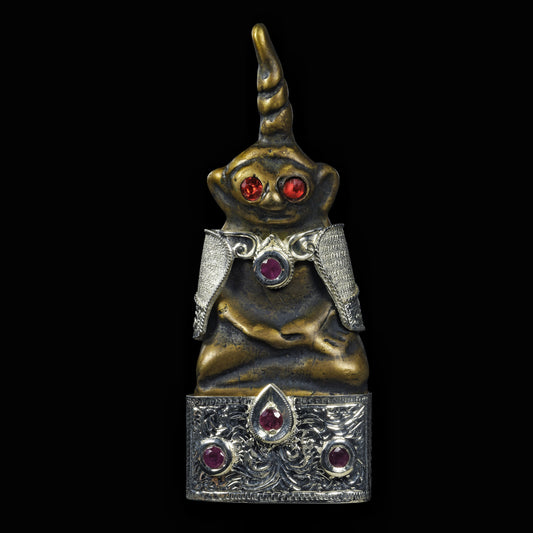 古高棉 · 红眼恶魔拍婴 (直发髻款)