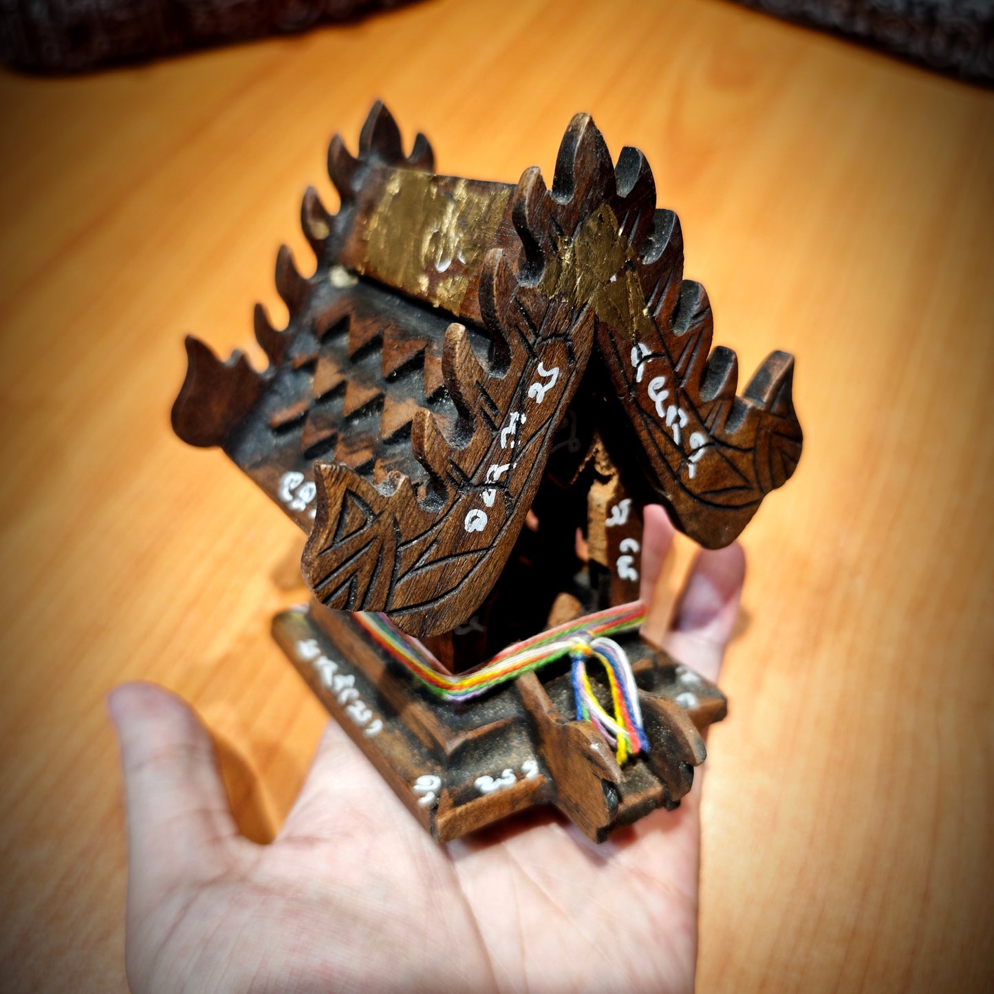 阿赞萨维特 · น้ำฝน女灵