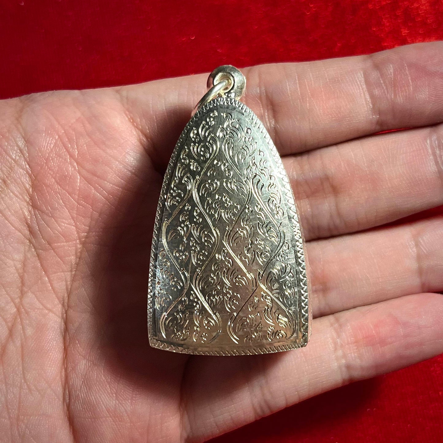 阿赞wala · 咩烫鳃（干骨）