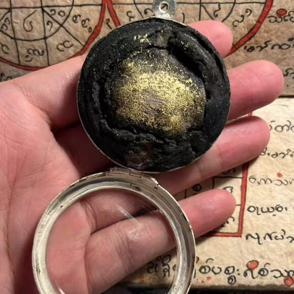 阿赞舍（虎）· 阴灵圣物·孕魂银龛