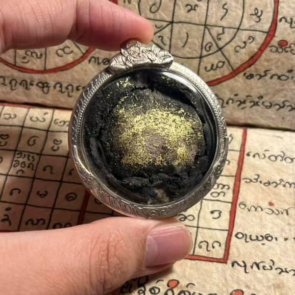 阿赞舍（虎）· 阴灵圣物·孕魂银龛