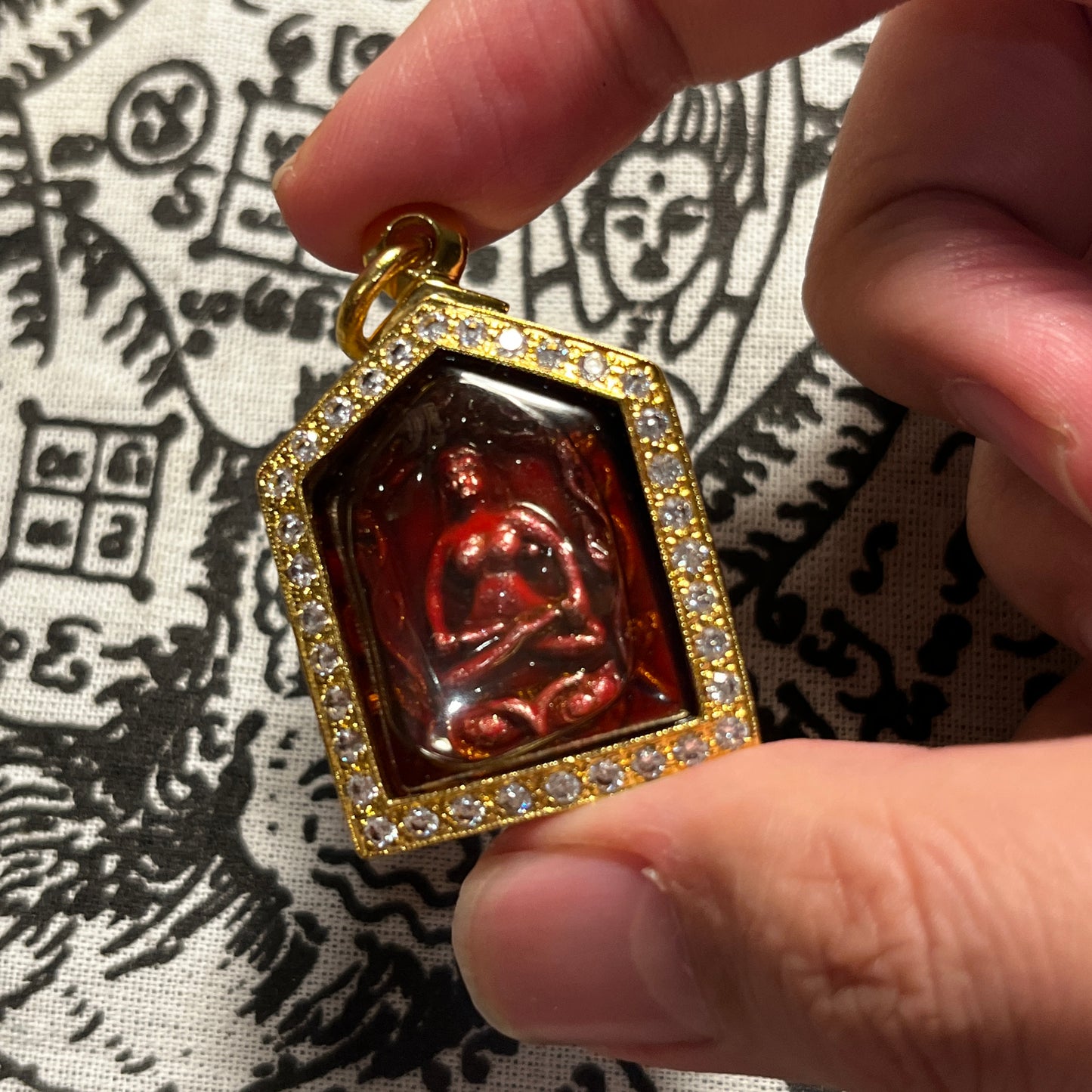 阿赞奥 · 香魅之母