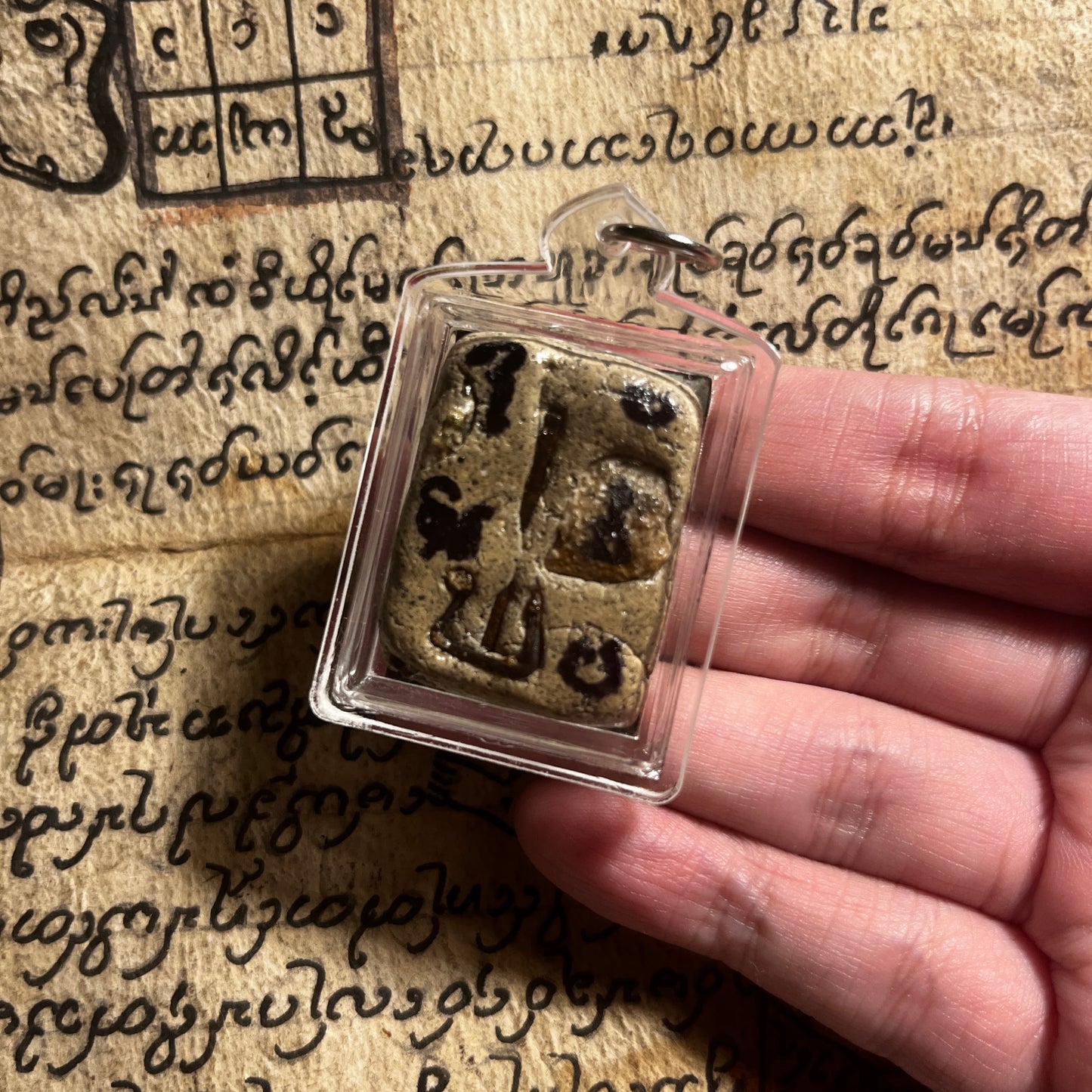 阿赞put · 神圣师恩锁坠 2560