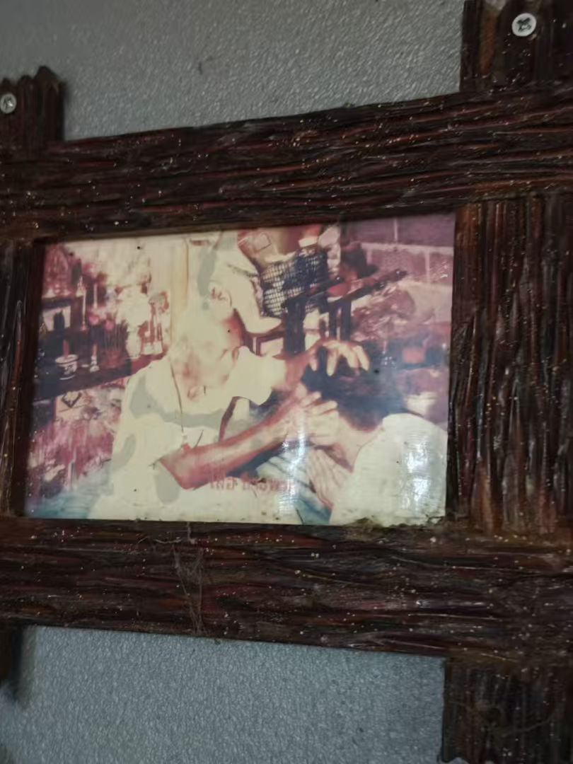 阿赞并 · 河雨59灵蜂蜡燕通