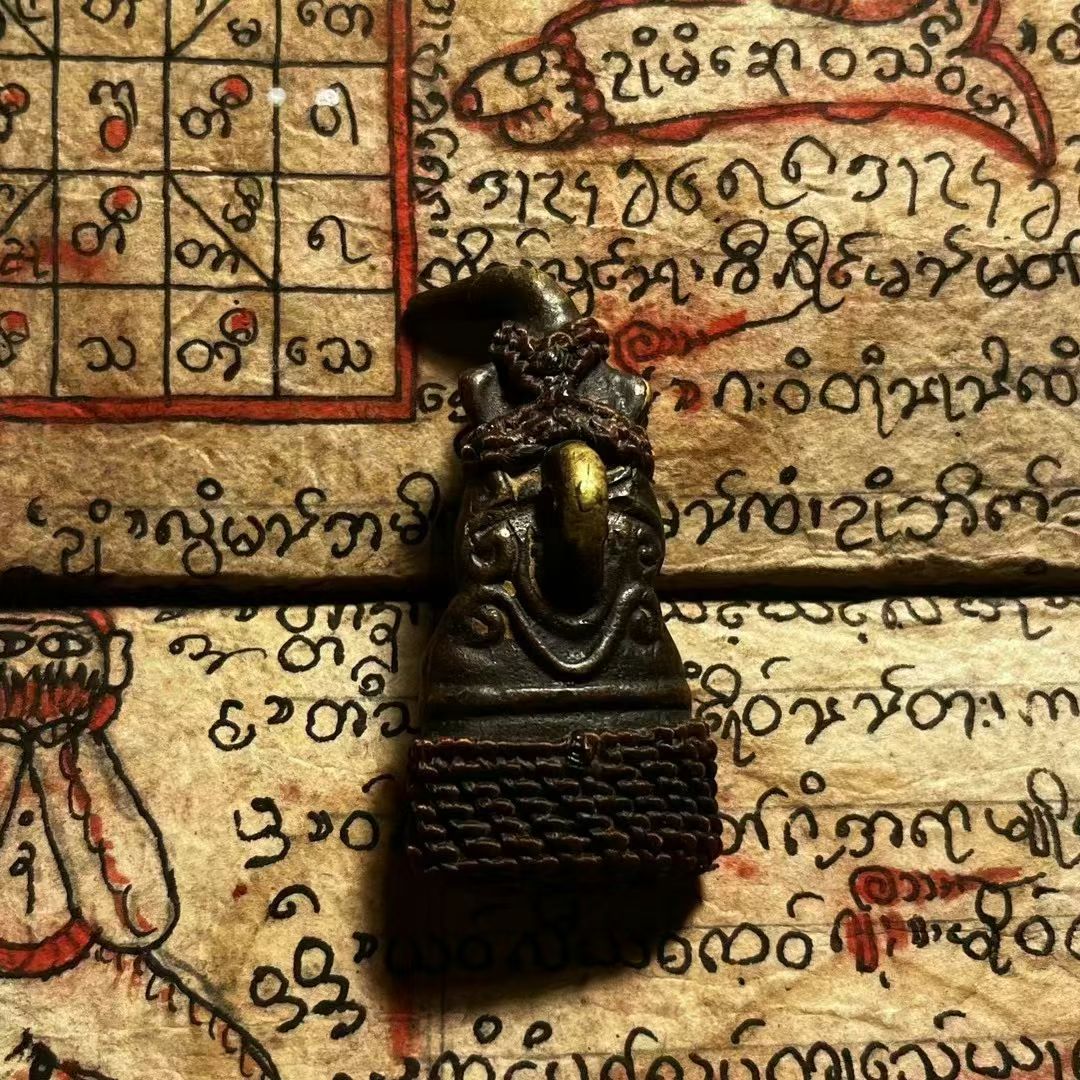 阿赞翁阿 · 觉醒拍婴