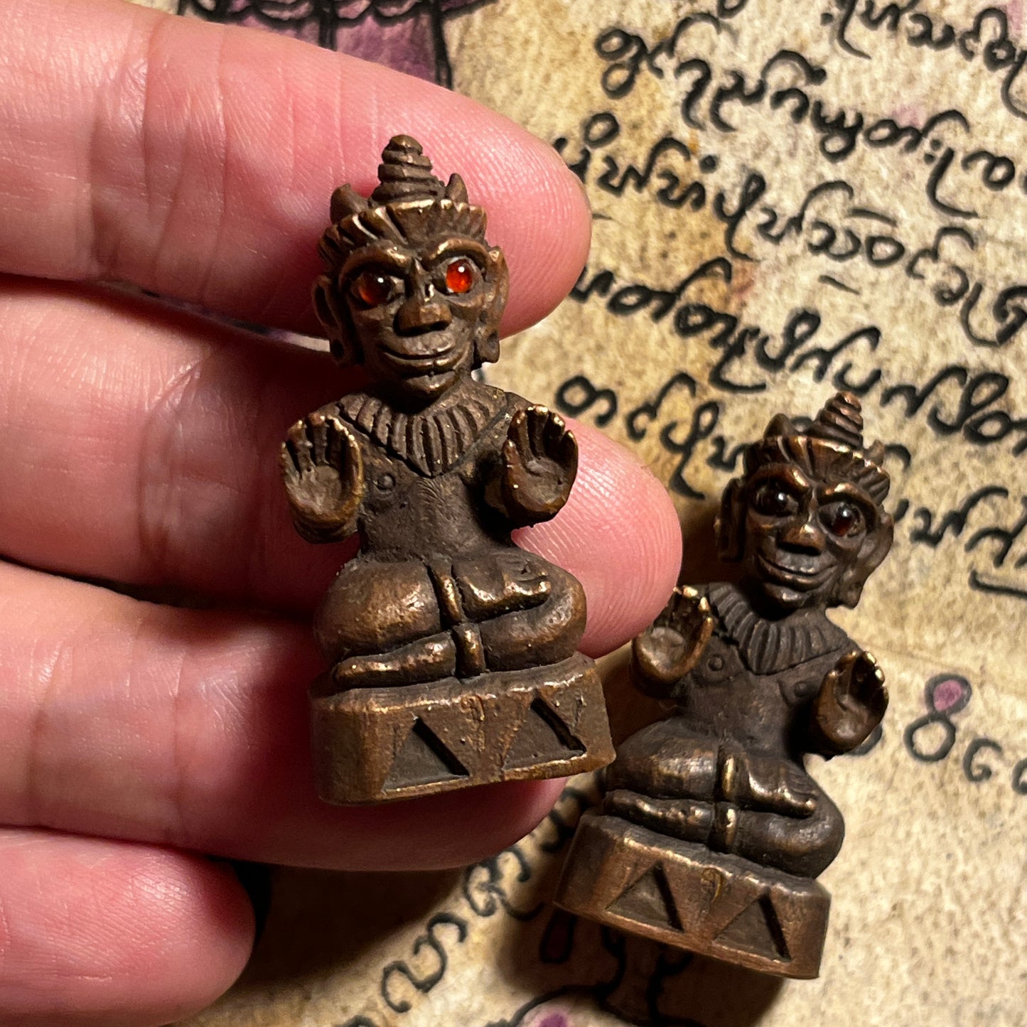 阿赞翁阿 · 古曼拍婴