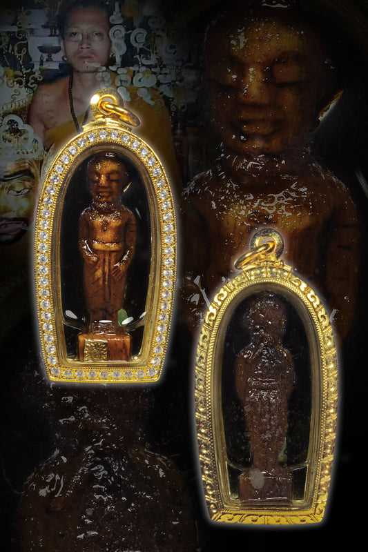 阿赞奥 · 亿万富翁娃娃✨