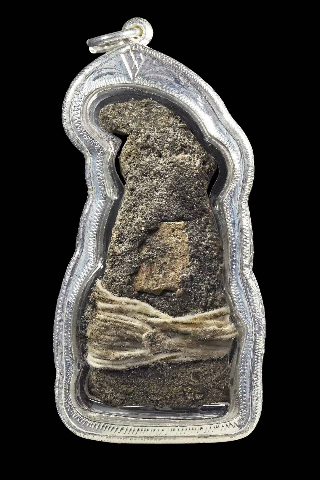 阿赞并 · 红眼拍婴（งั่งตาแดง）首期版本