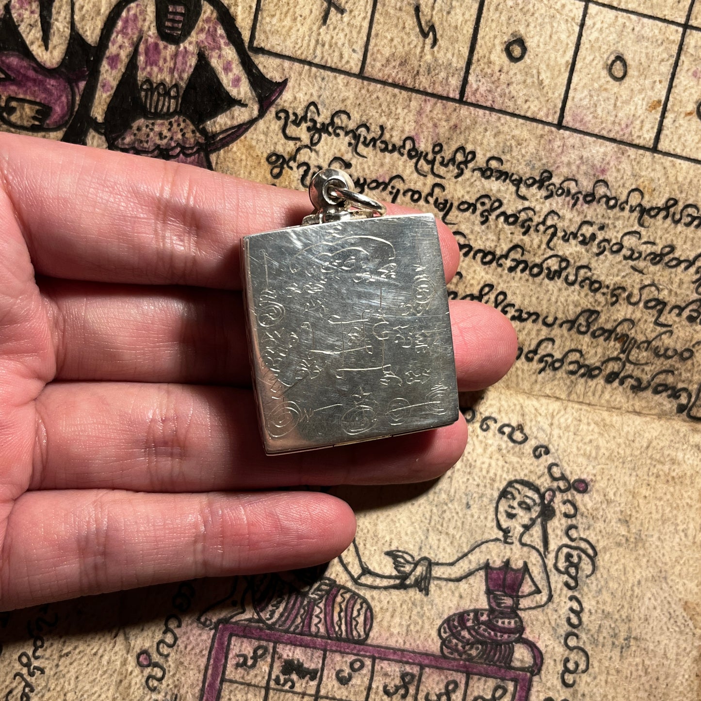 阿赞舍（虎）· 男明星宾灵（独立灵）