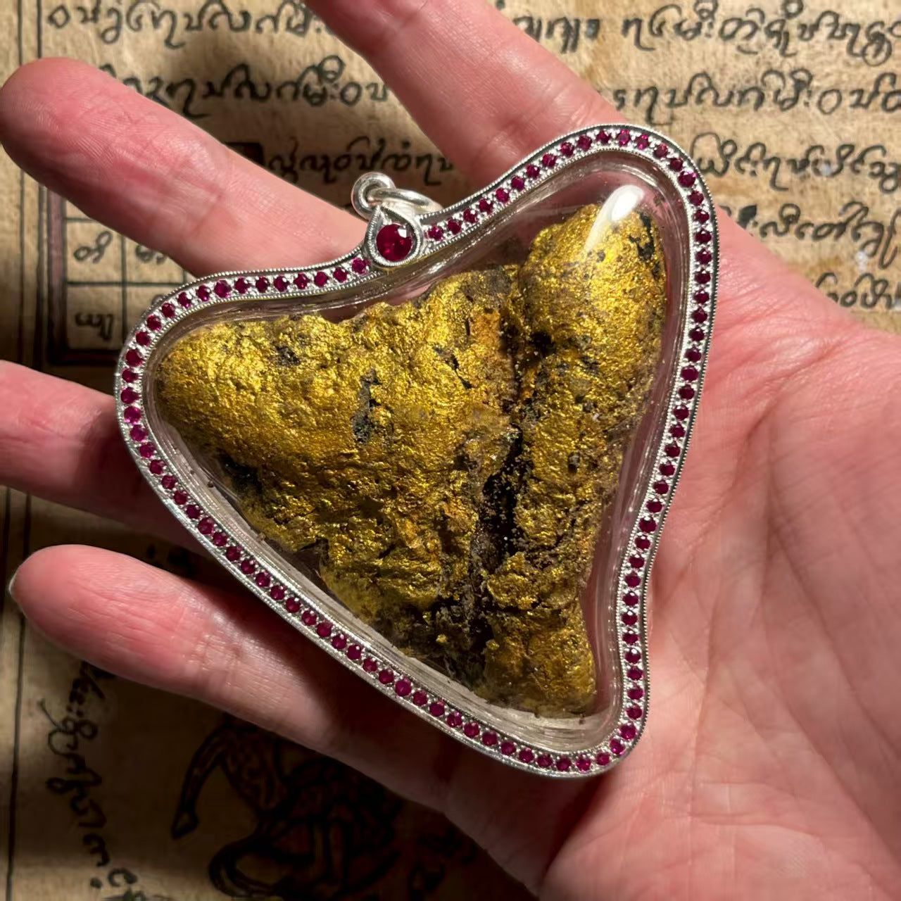 阿赞舍（虎）·「老挝缢亡少女灵体套装」