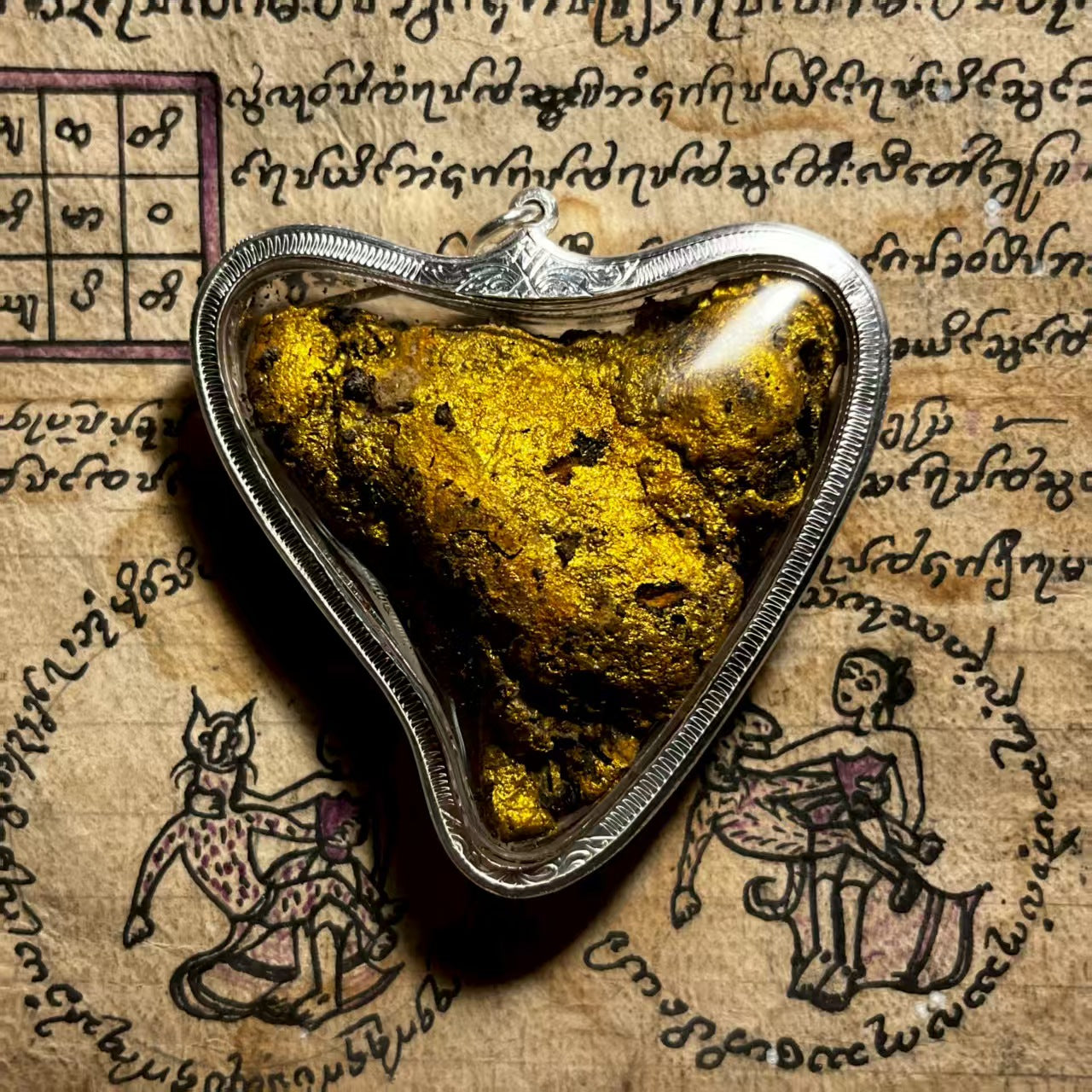 阿赞舍（虎）·「老挝缢亡少女灵体套装」