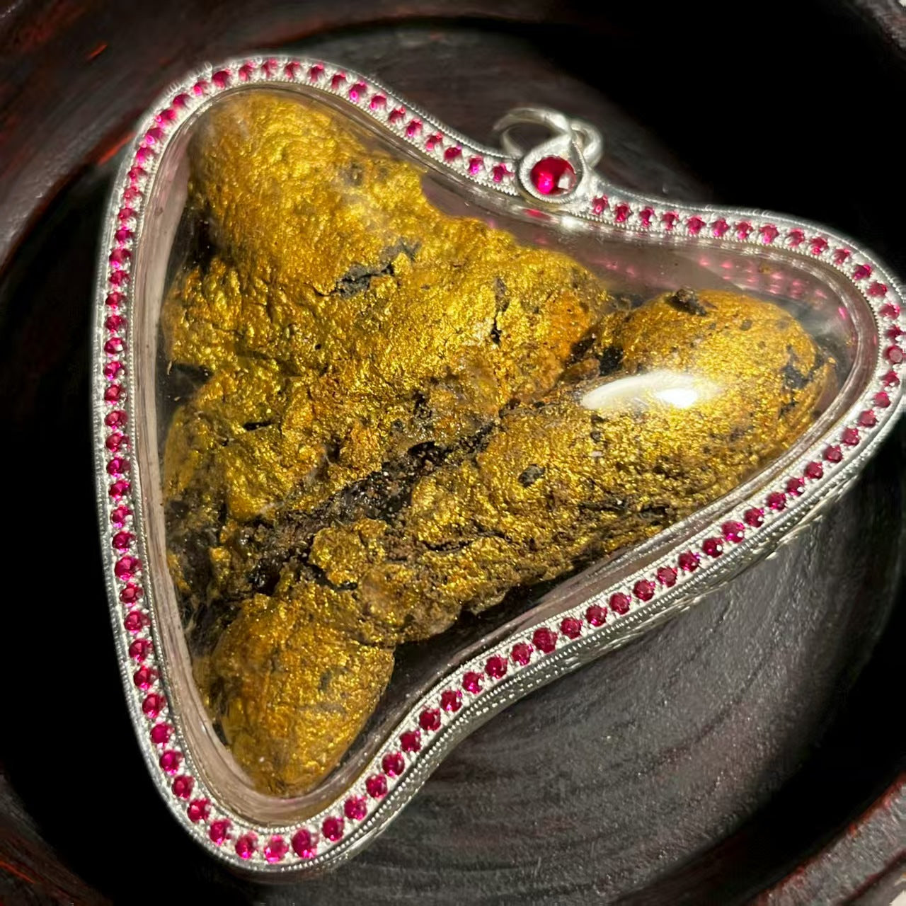 阿赞舍（虎）·「老挝缢亡少女灵体套装」