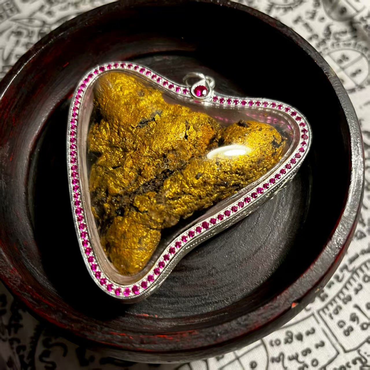 阿赞舍（虎）·「老挝缢亡少女灵体套装」