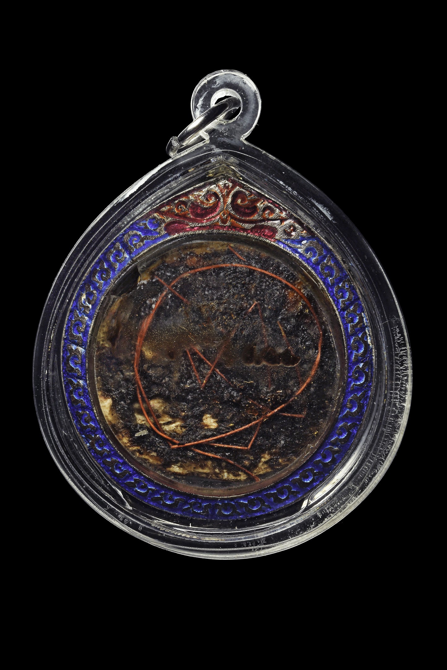 阿赞并 · 圣颅迷魄（mae per）