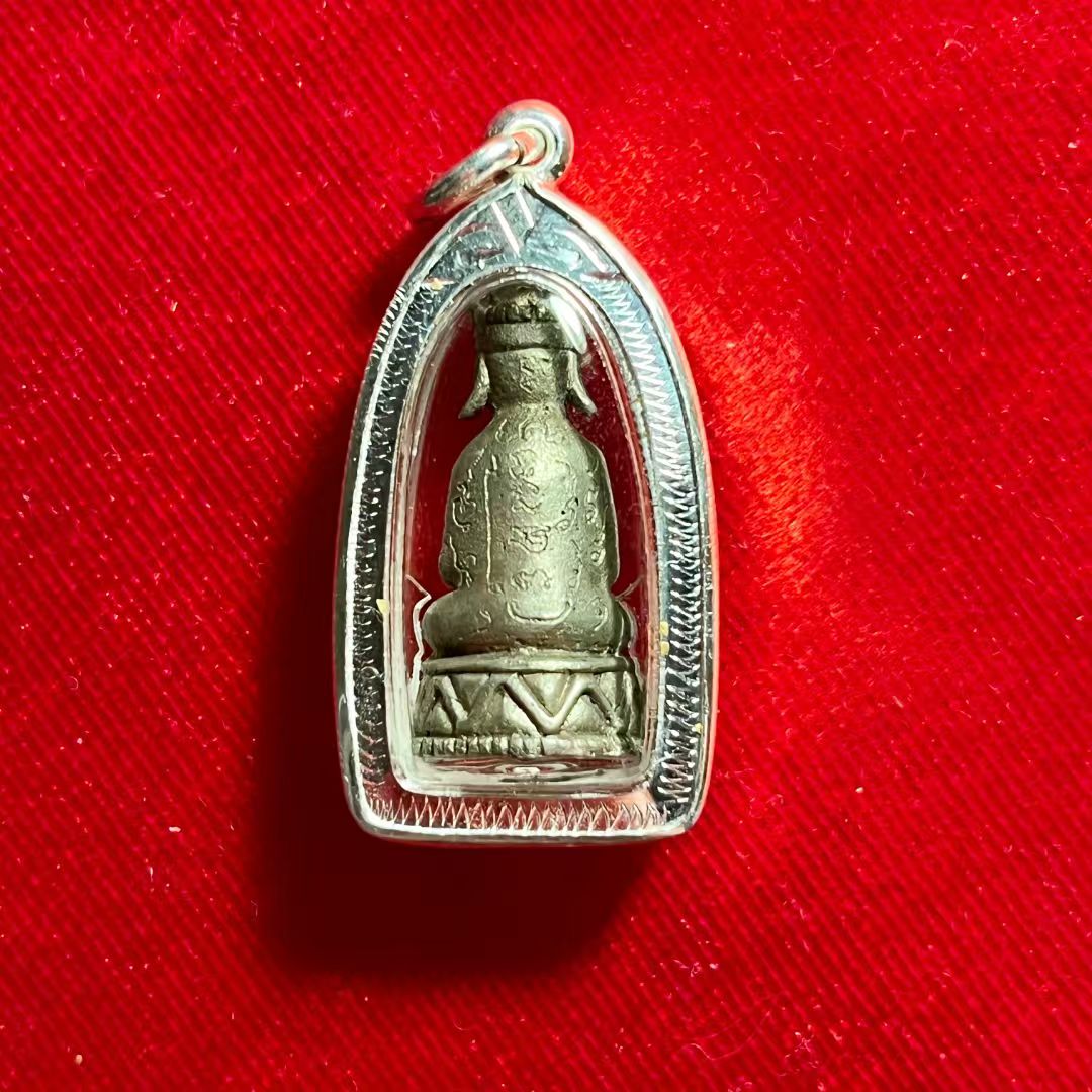 阿赞奥 · 菩提大皇帝罂王 早期