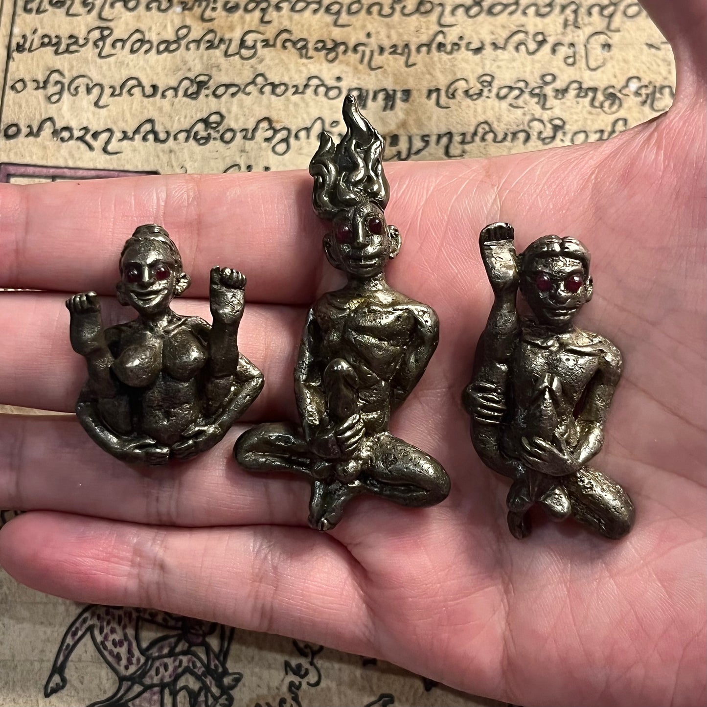 阿赞奥 · 创世三件套（纯银满刻符）