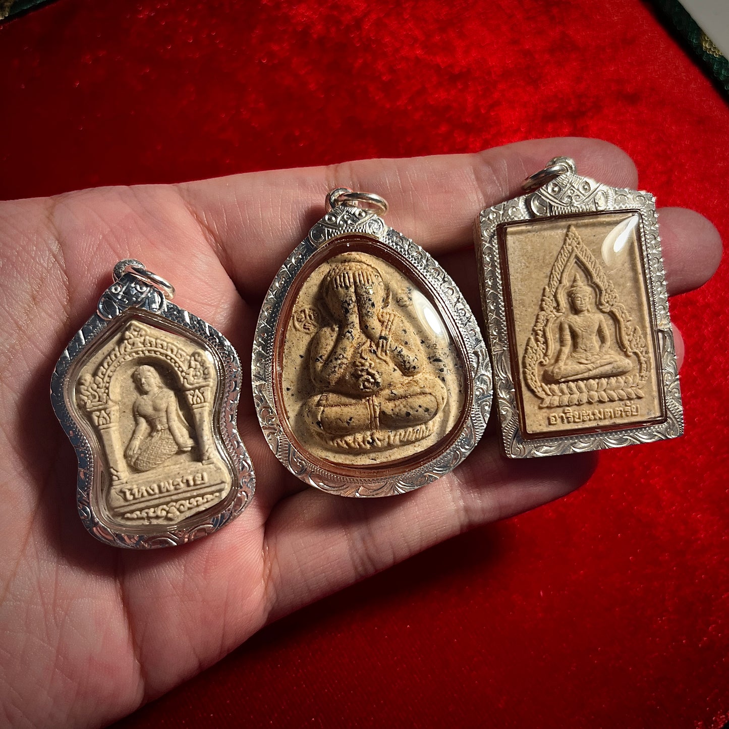 阿赞wala · 一家三口必打