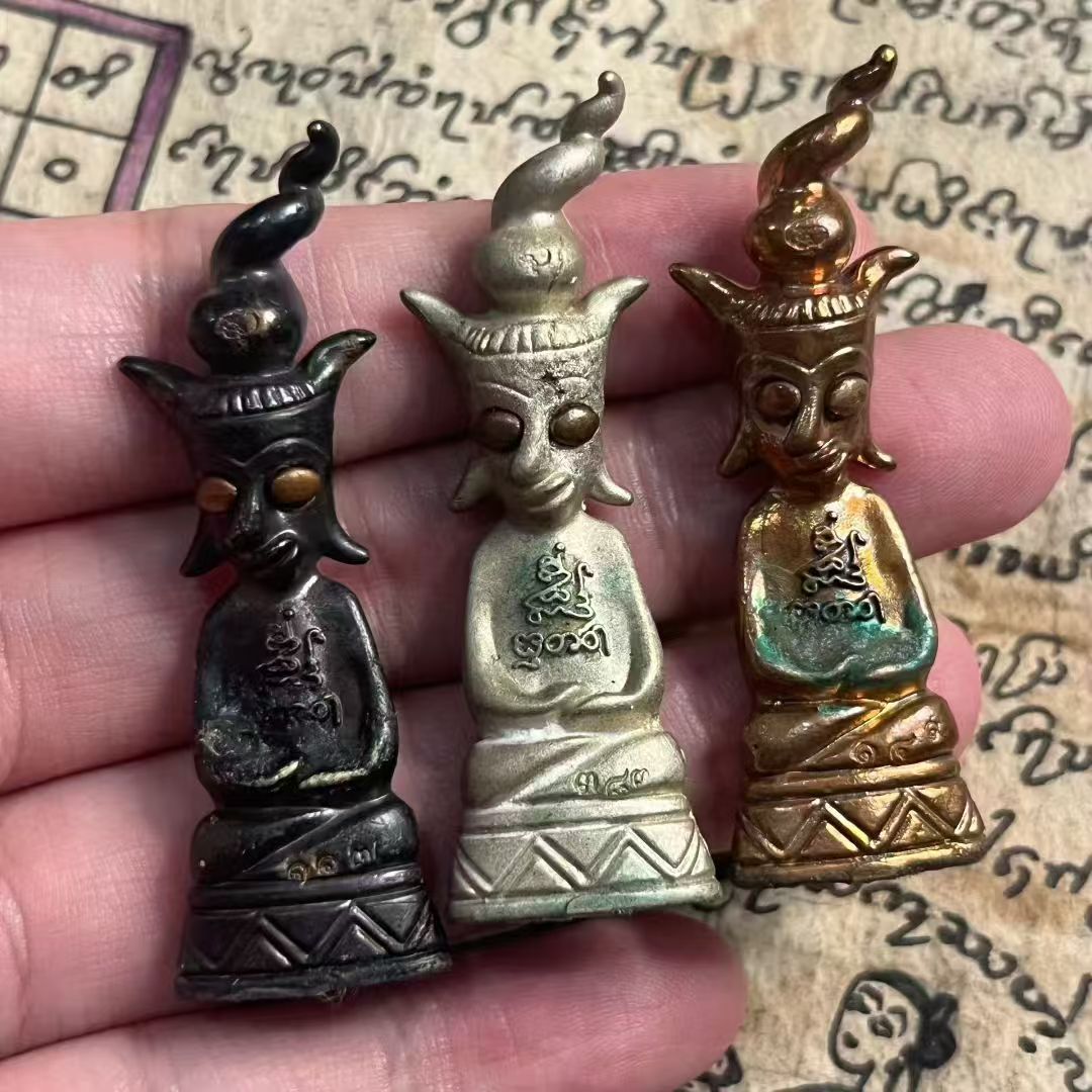 阿赞姜 · 新月婴皇 一期