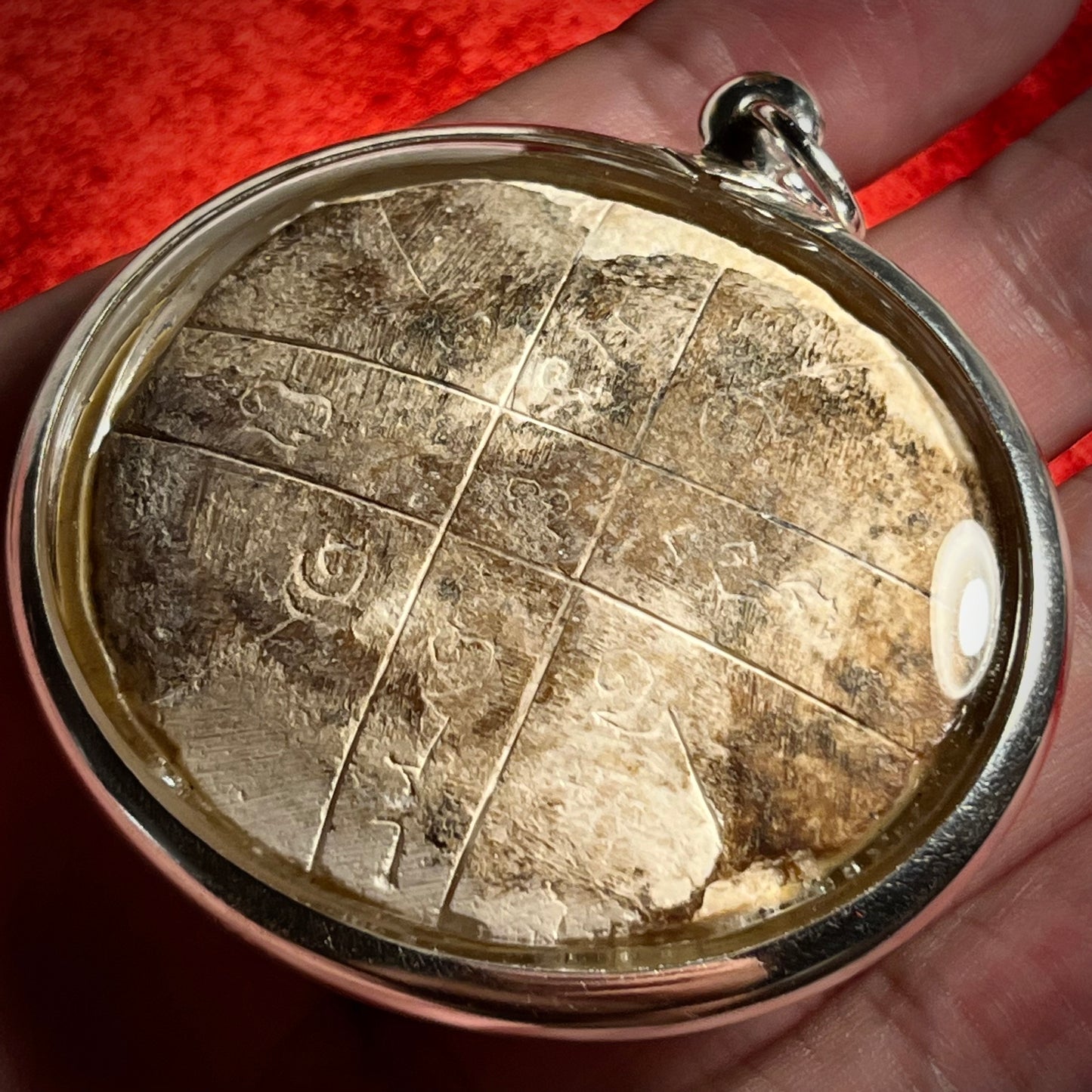 阿赞舍(虎) · 吊颈孕灵