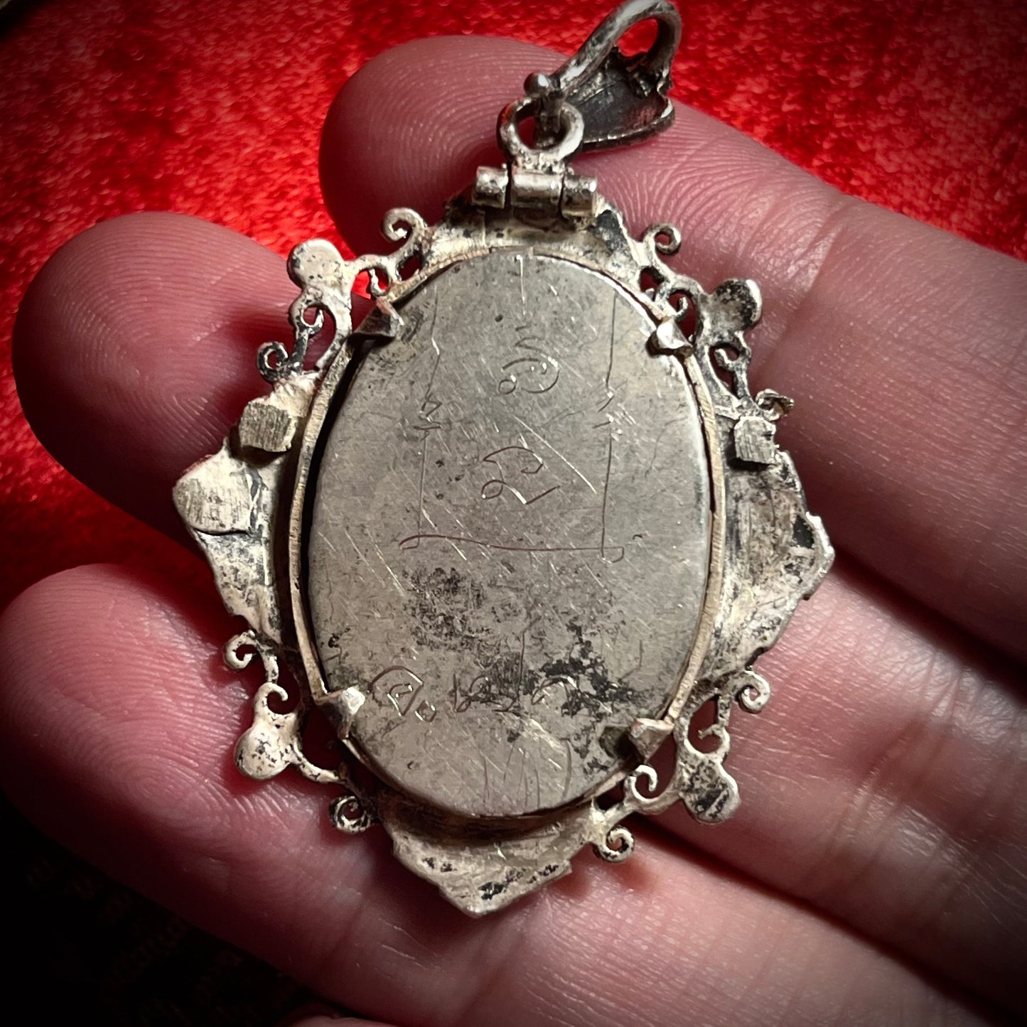 阿赞并 · 雨河女灵(พรายแม่น้ำฝน)