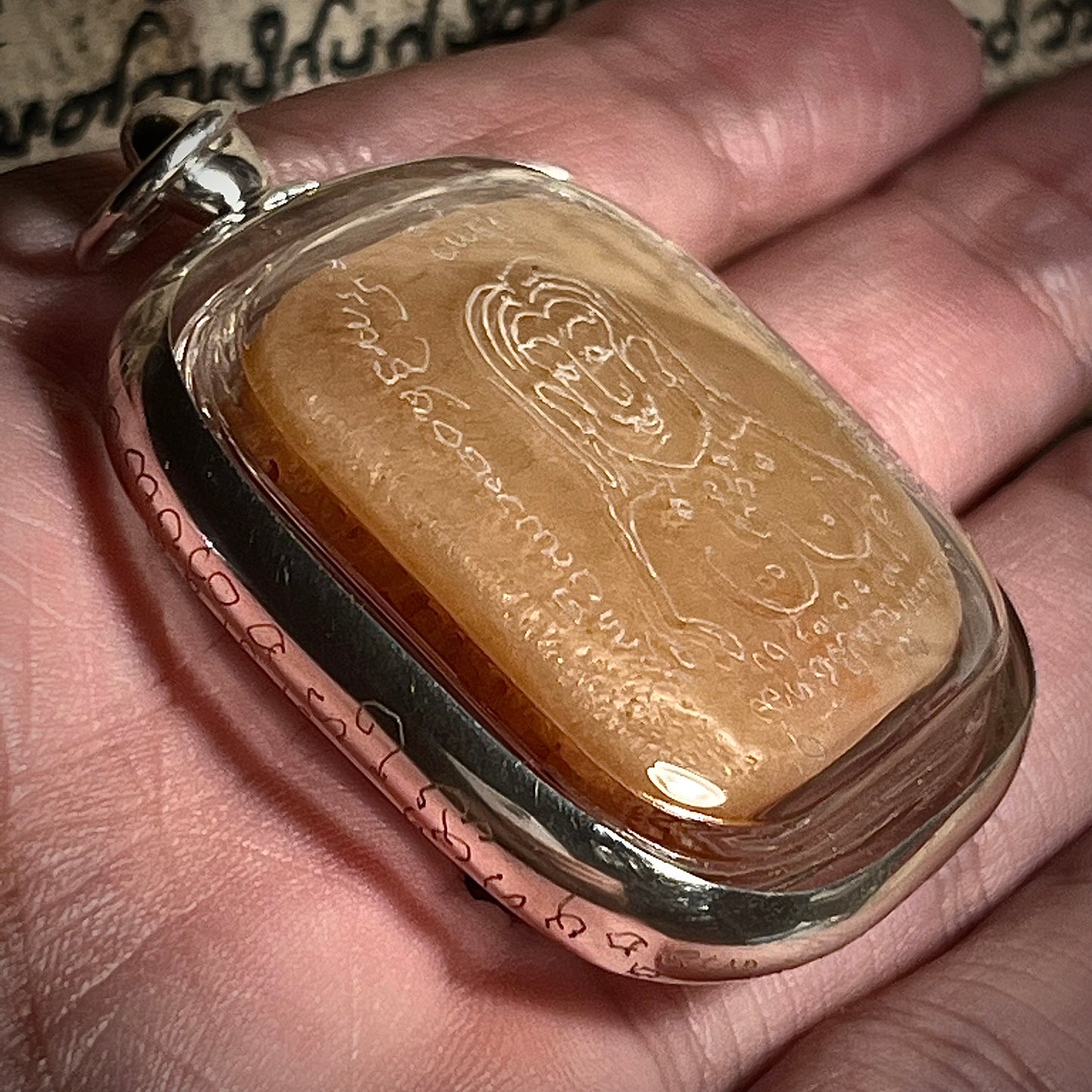 阿赞Jakkrit · 泪痕怨咒(มิก)