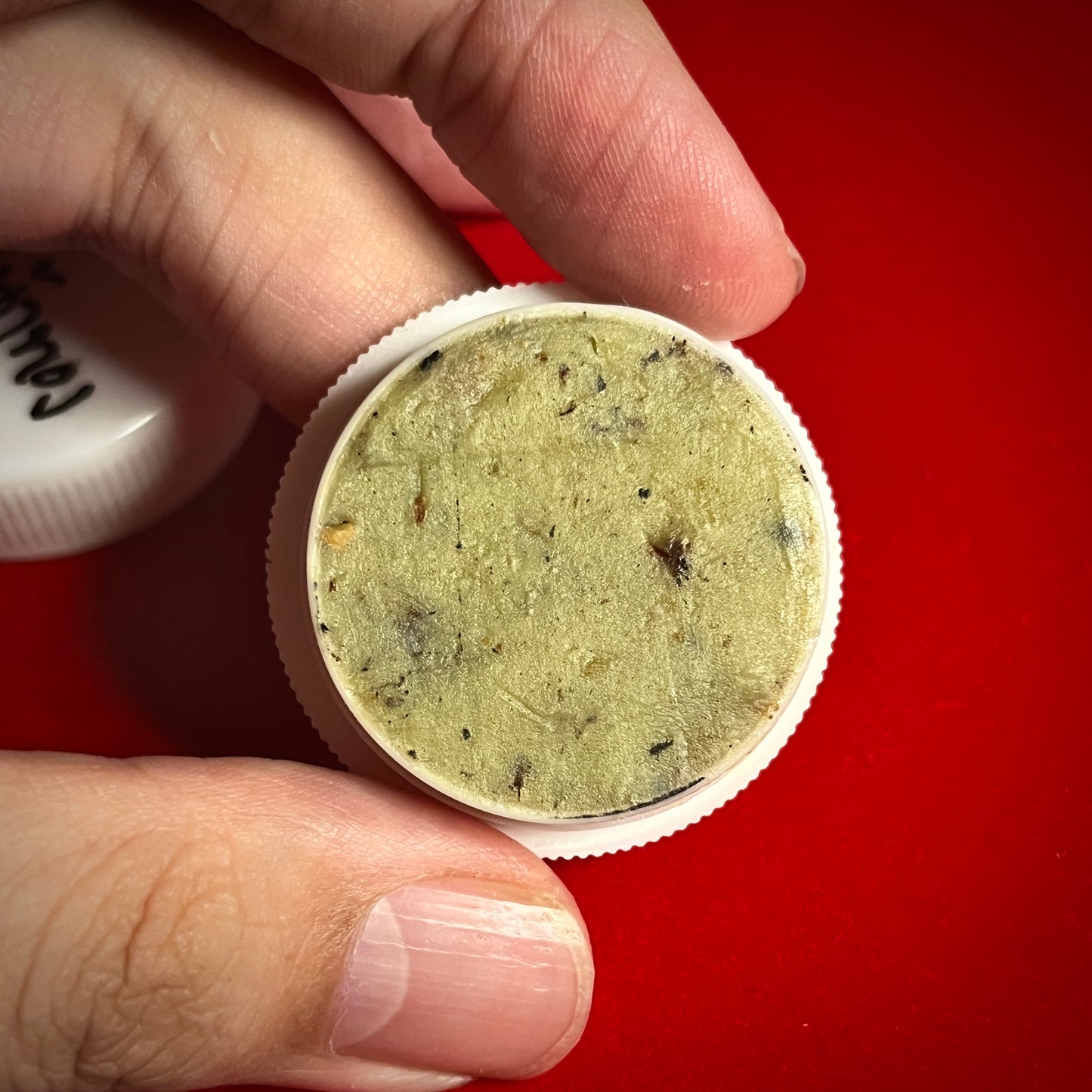 瓦帕 阿赞Nuch · 金色圣颜蜜膏