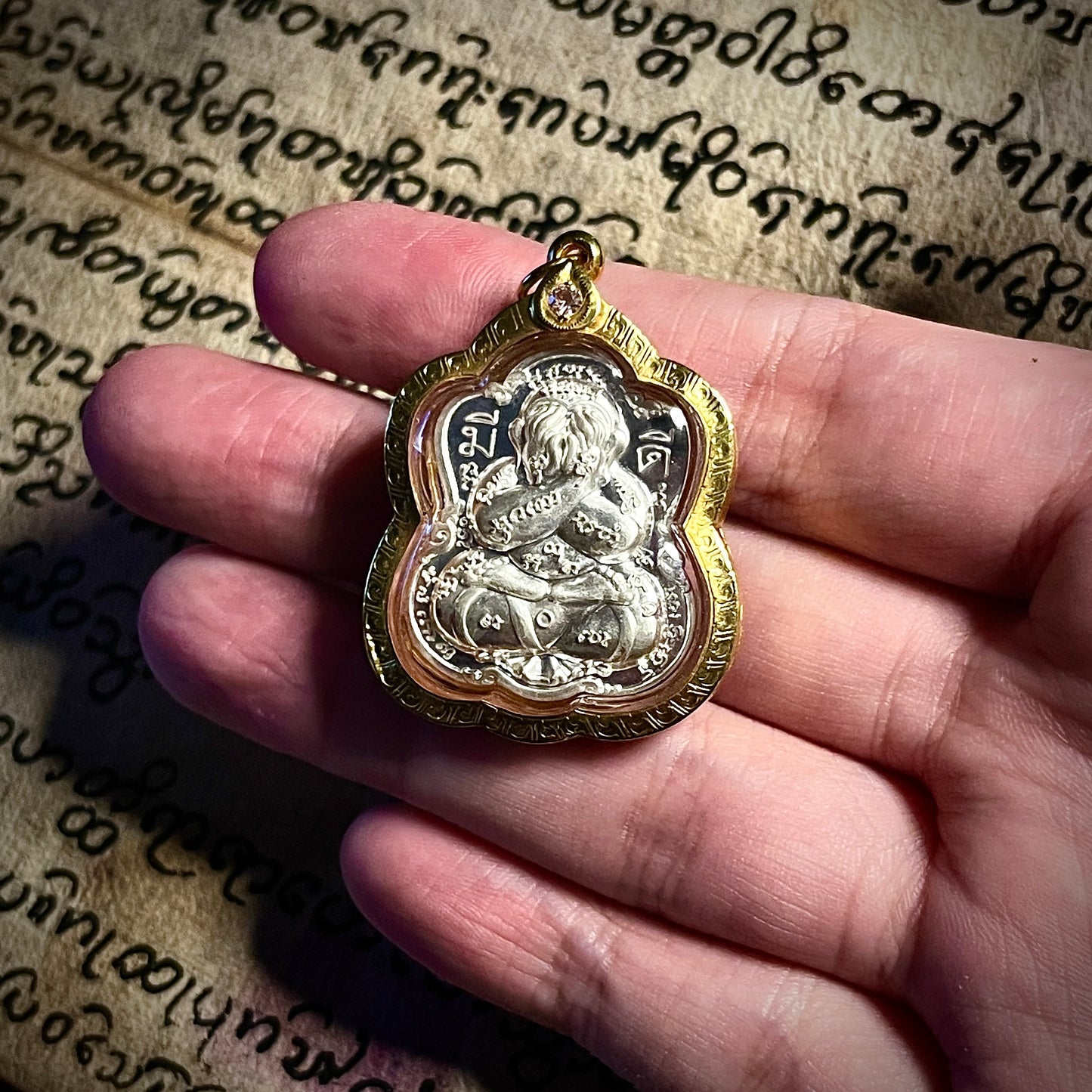 阿赞旁/婆旁·察蒙坤 莲花必打佛