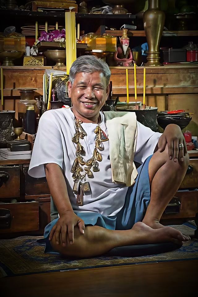 阿赞旁/婆旁·察蒙坤 莲花必打佛