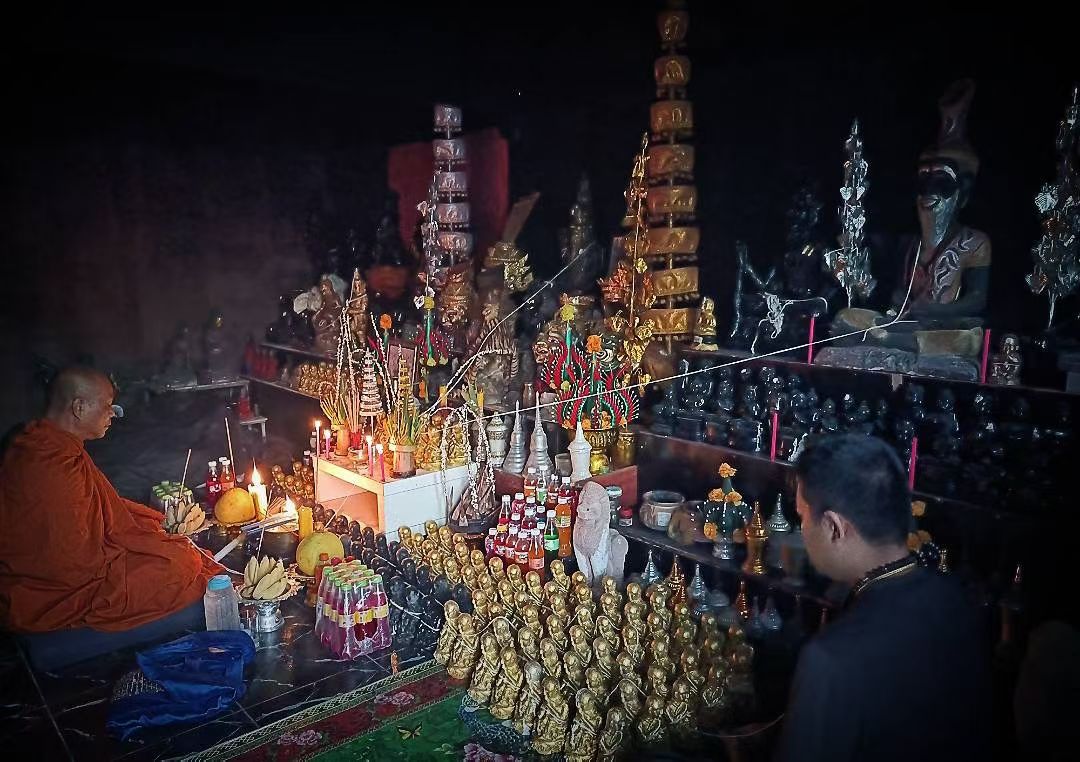 阿赞舍(虎) · 高棉百亿古曼金童