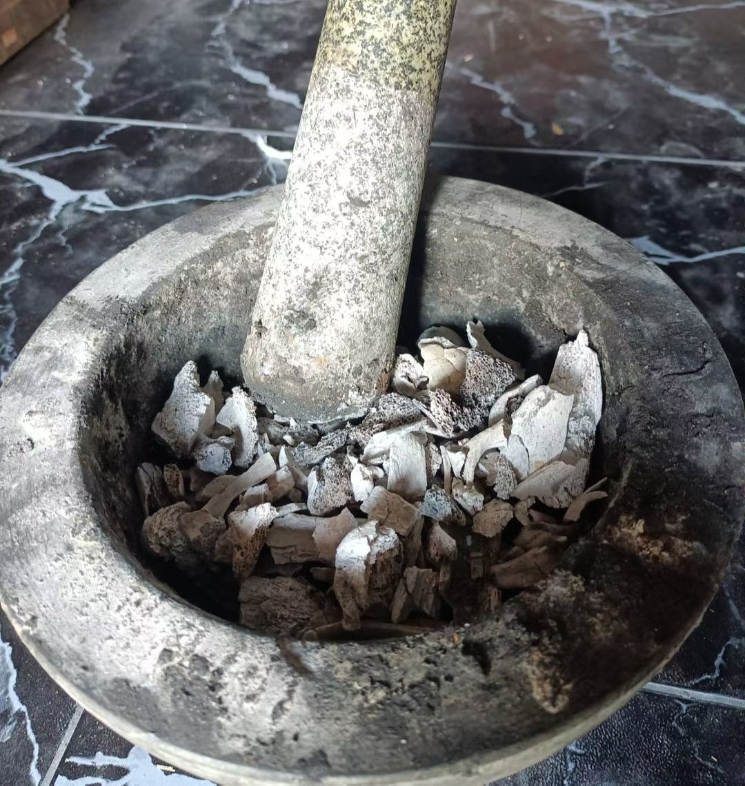 阿赞舍(虎) · 高棉百亿古曼金童