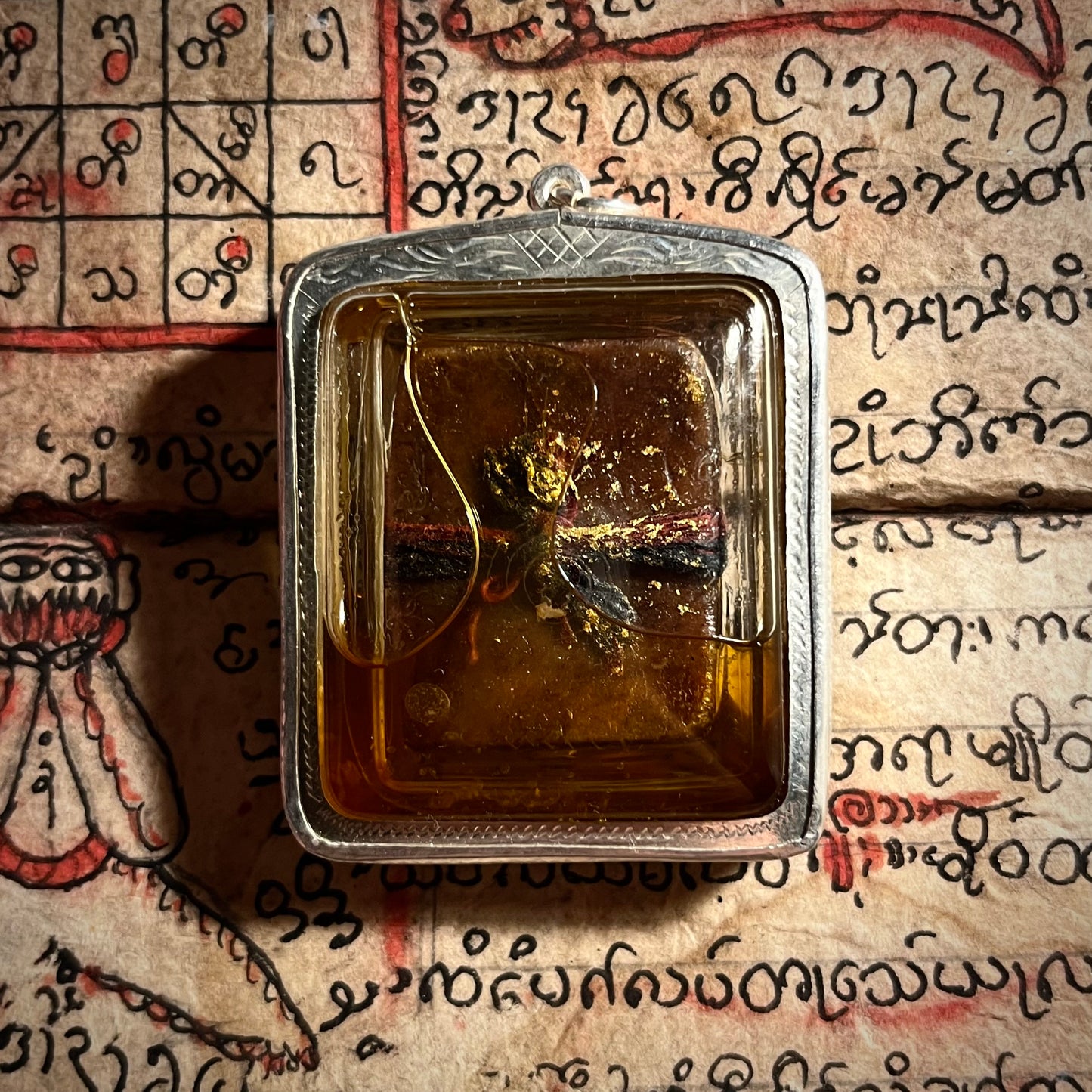 阿赞Jakkrit · 地煞女灵(นวลจันทรา)