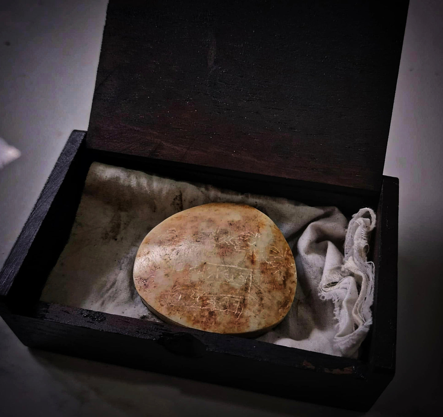 阿赞舍 · 吊颈艳灵(แม่หยก)