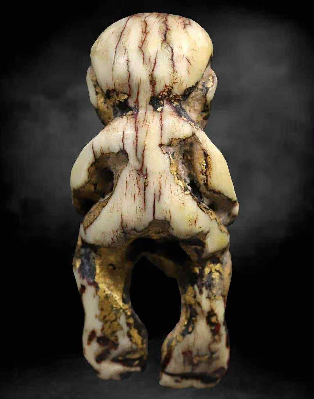 古兰纳 · 吸脐古曼