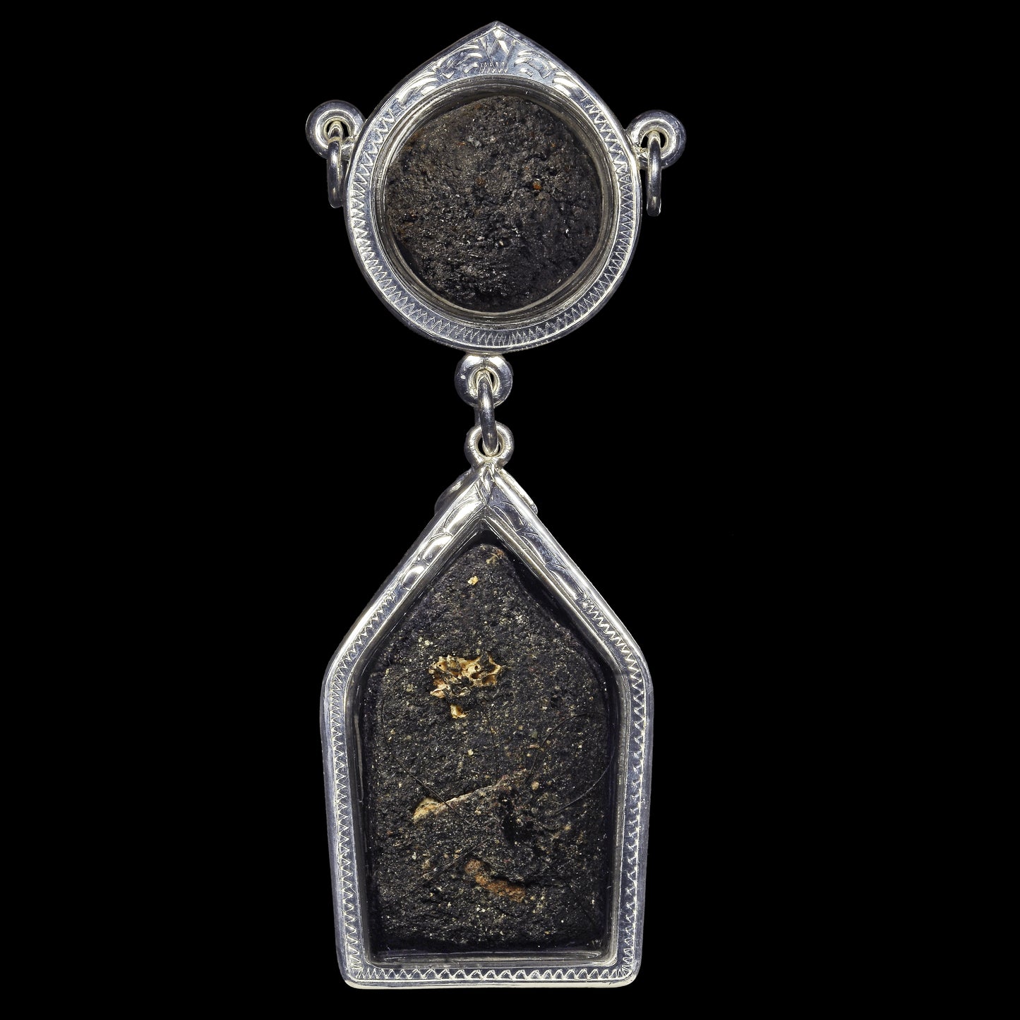 阿赞舍(虎) · 雷击凶灵套装