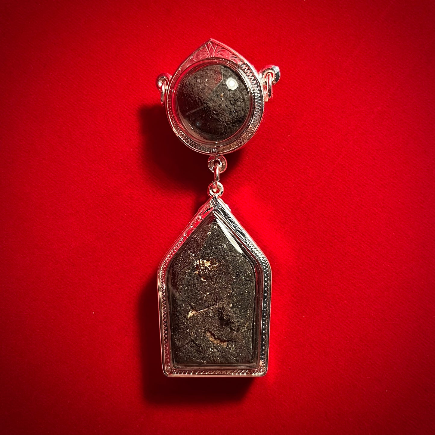 阿赞舍(虎) · 雷击凶灵套装