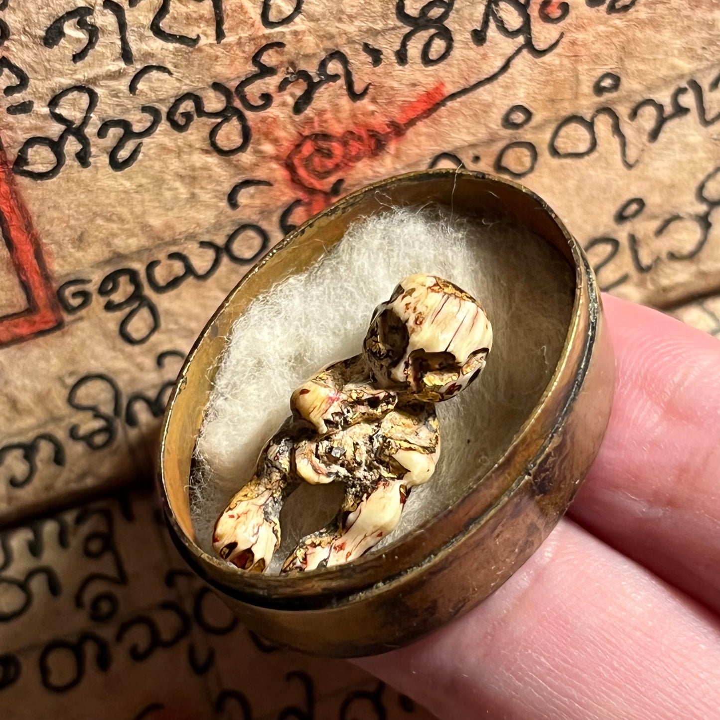 古兰纳 · 吸脐古曼