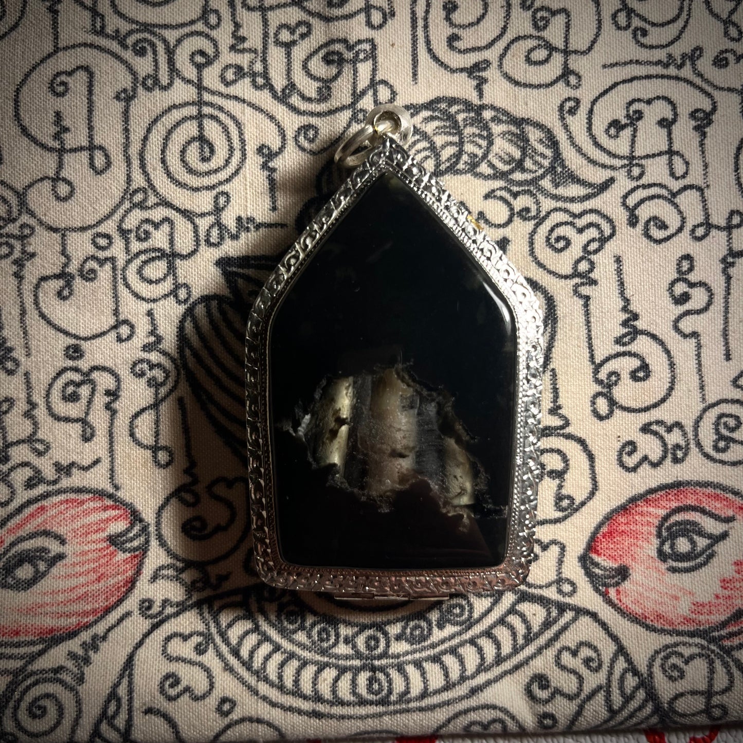 阿赞萨维特 · 咩卡隆（宾灵）