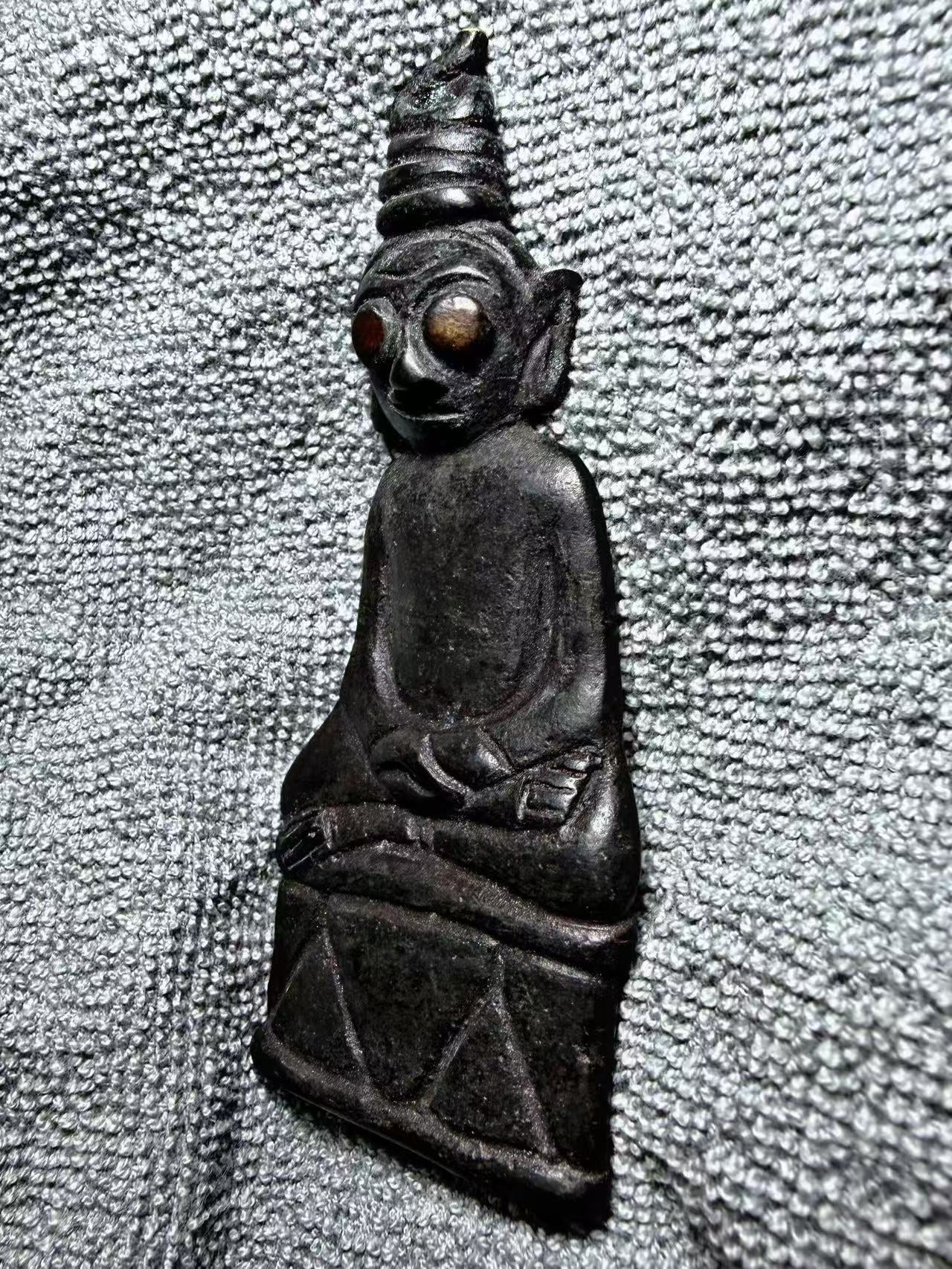 古高棉 · 红眼扁平拍婴 (稀有扁平款)