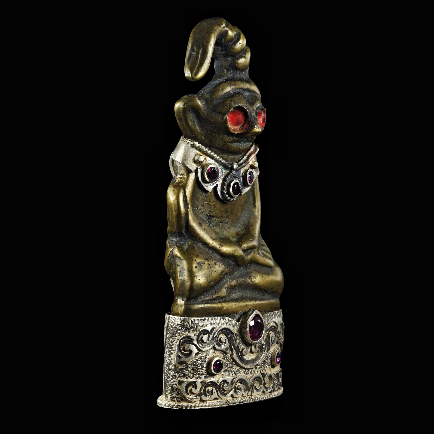 古高棉 · 红眼恶魔拍婴 (邪魅大弯发髻款)
