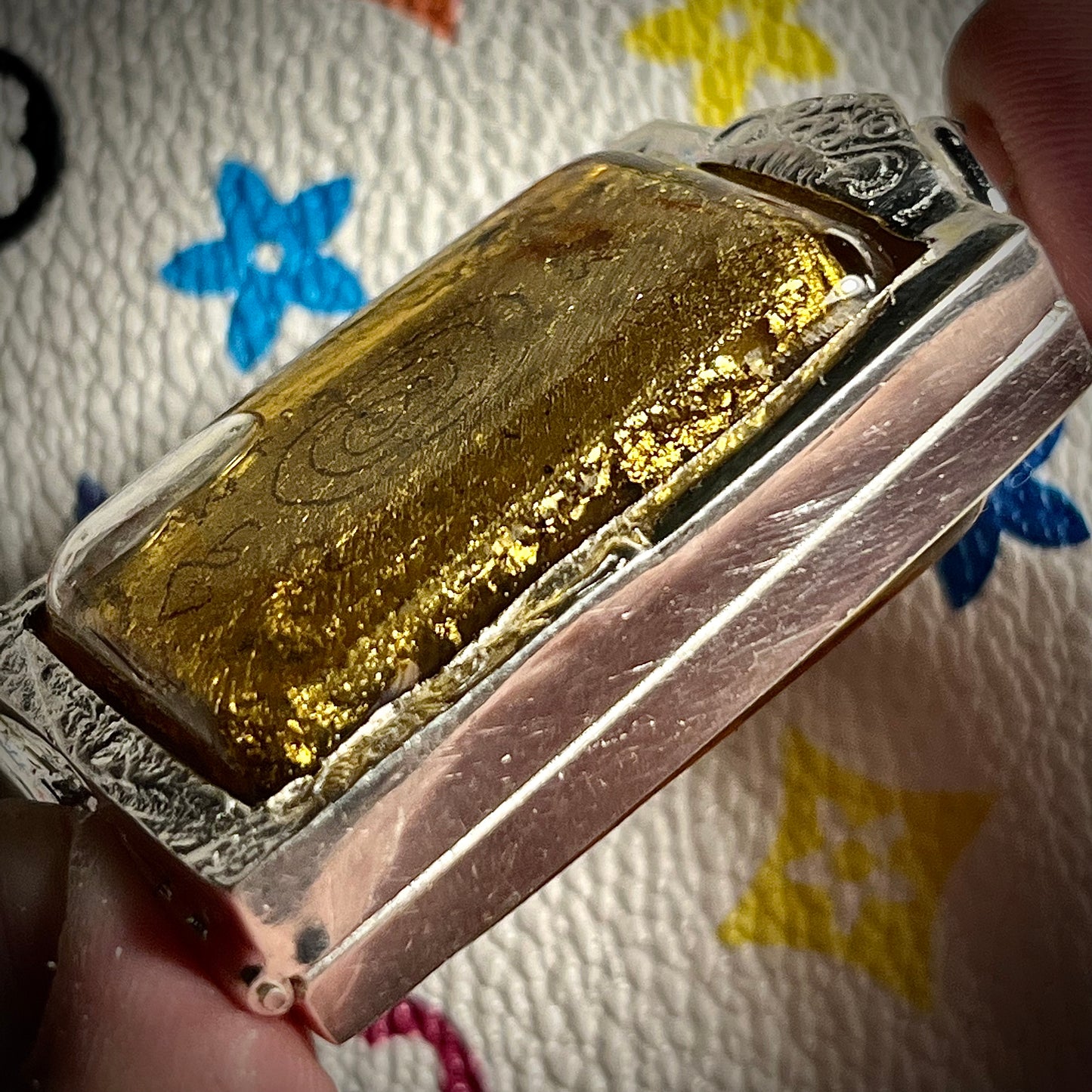 阿赞奥 · 咩鳃通宾灵·ปั่นเหน่งแม่สันทอง