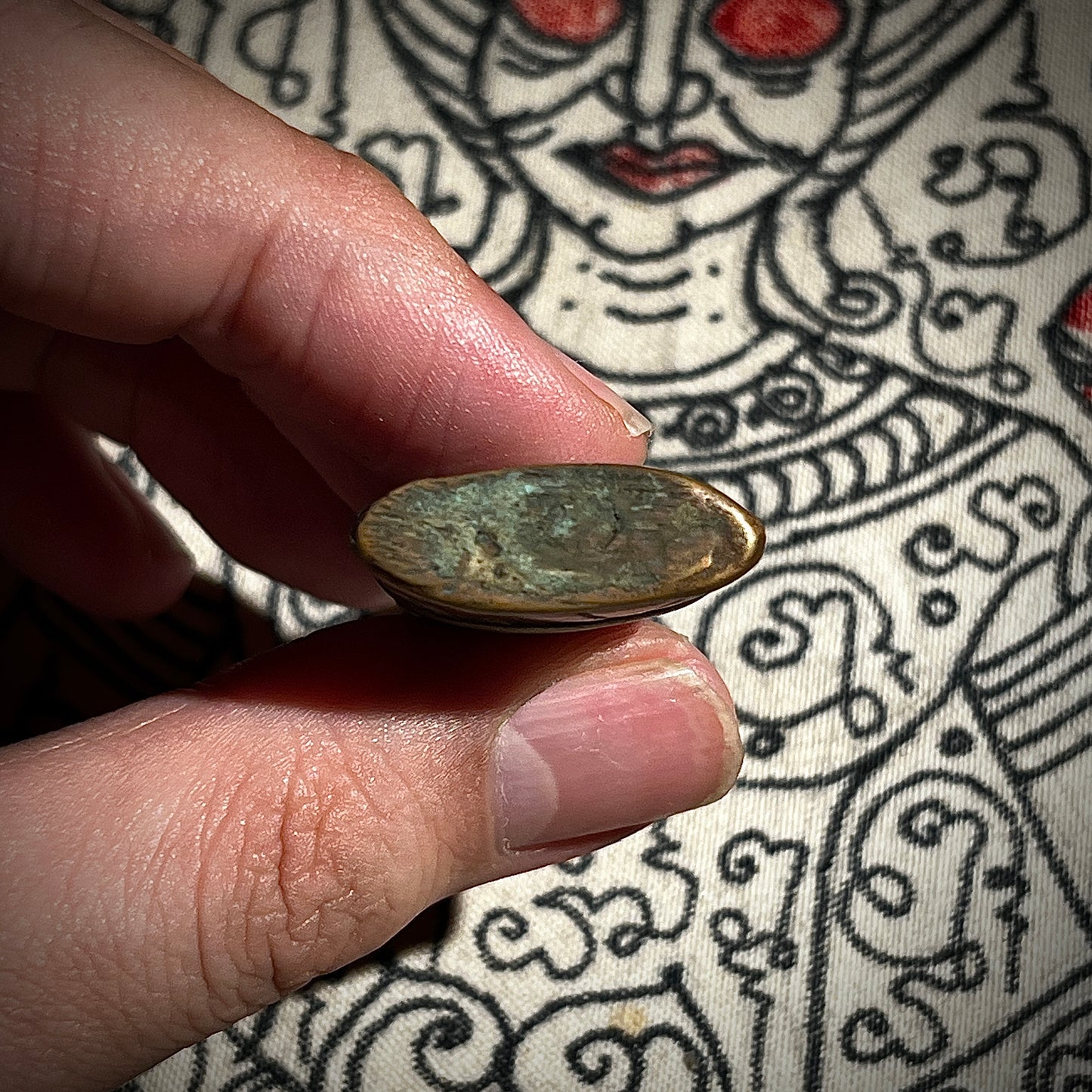 古高棉 · 红眼钻头拍婴