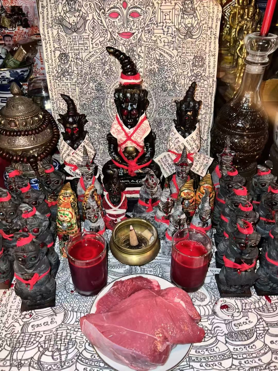 阿赞萨维特 · 拍婴法轮符布ประสานกาย