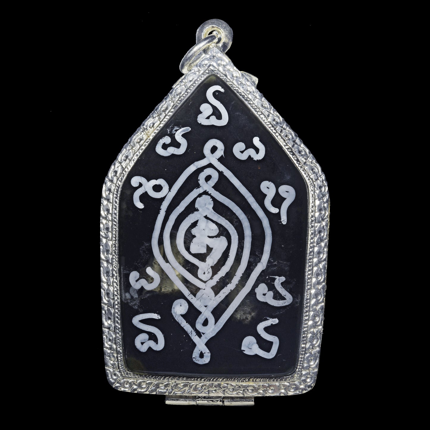 阿赞萨维特 · 拍罂宾灵