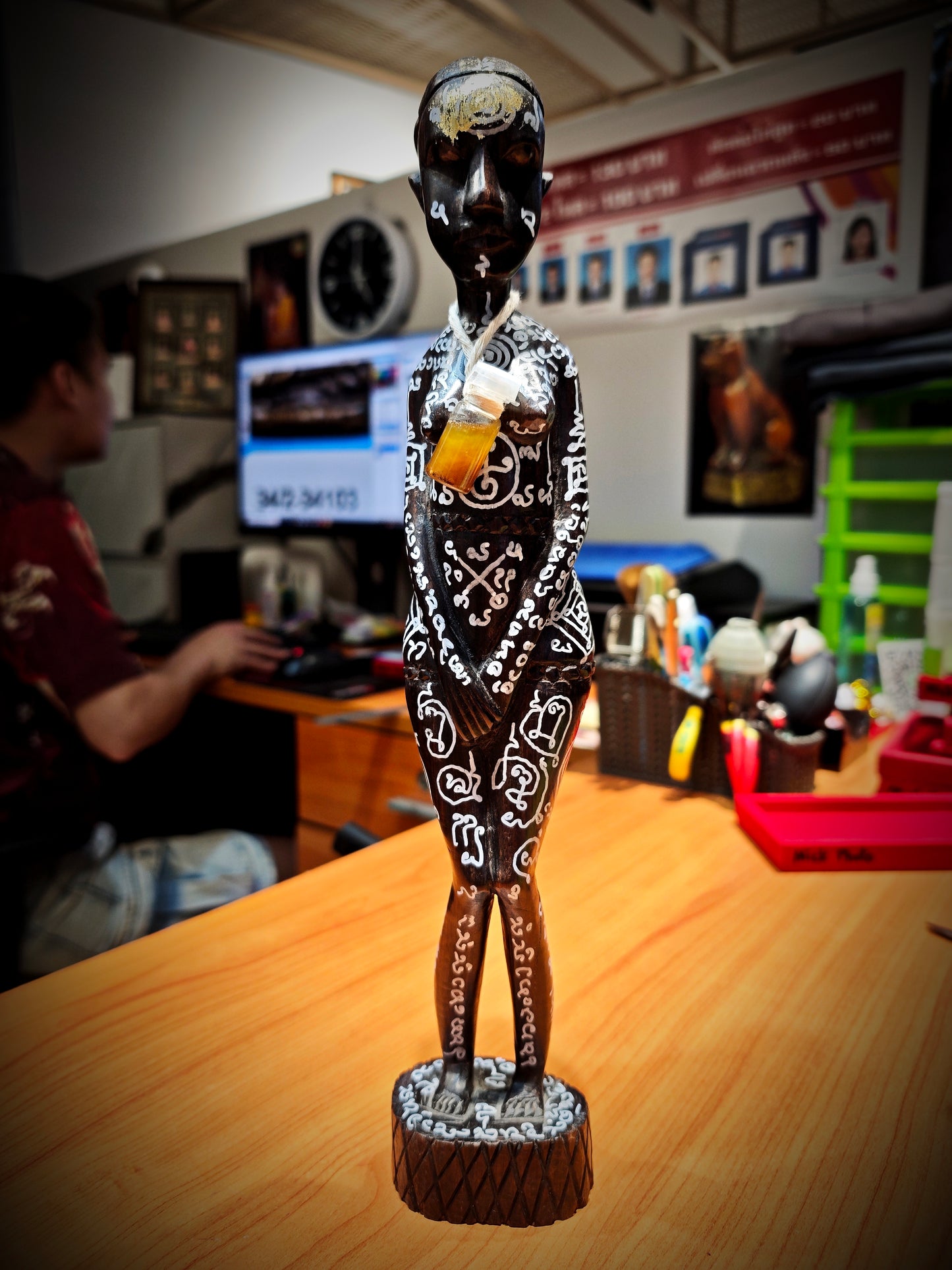 阿赞萨维特 · ดาว供奉