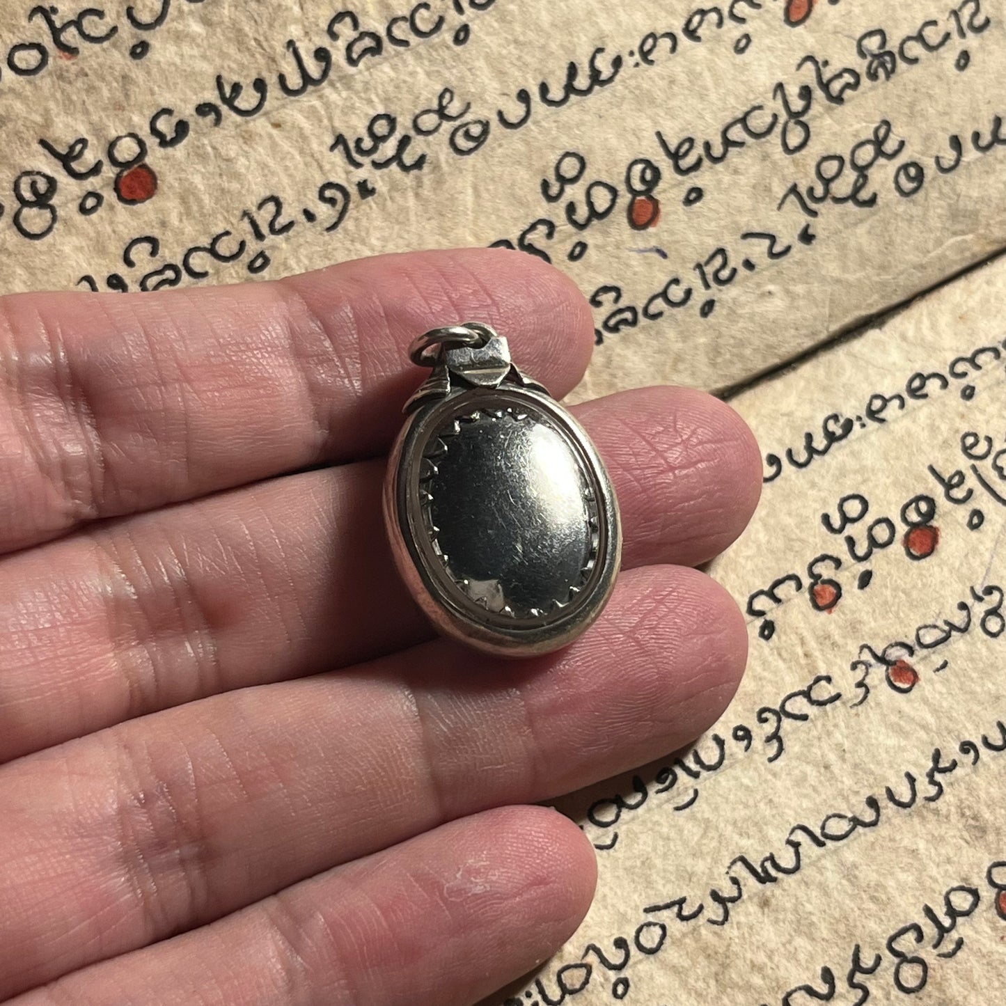 瓷面女灵 · 暖 Mae Nuan