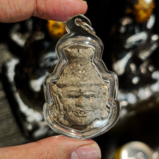 阿赞put · 鬼骨鲁士 (魅力大师)